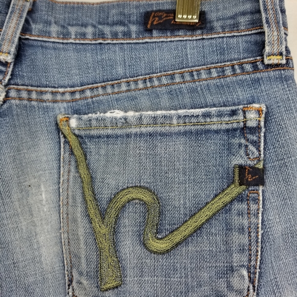 Citizens Of Humanity Boho Distressed Jean Shorts - Picture 7 of 11